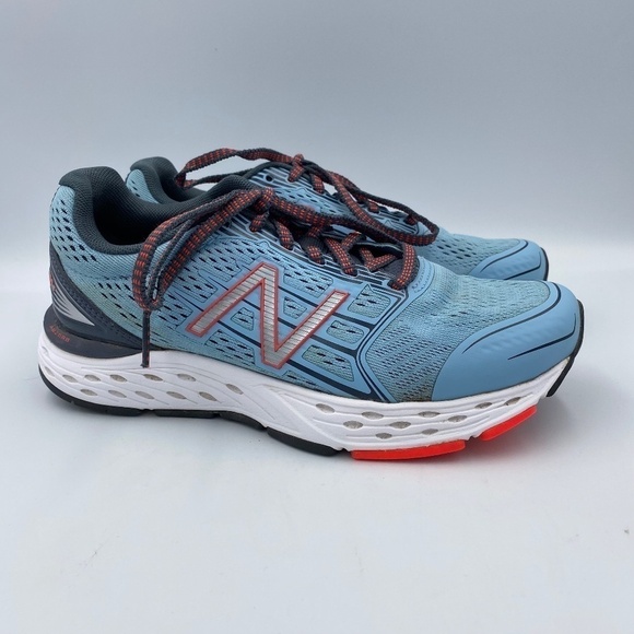 New Balance Blue and Gray Athletic Shoes with Fresh Foam Cushioning - Picture 4 of 16